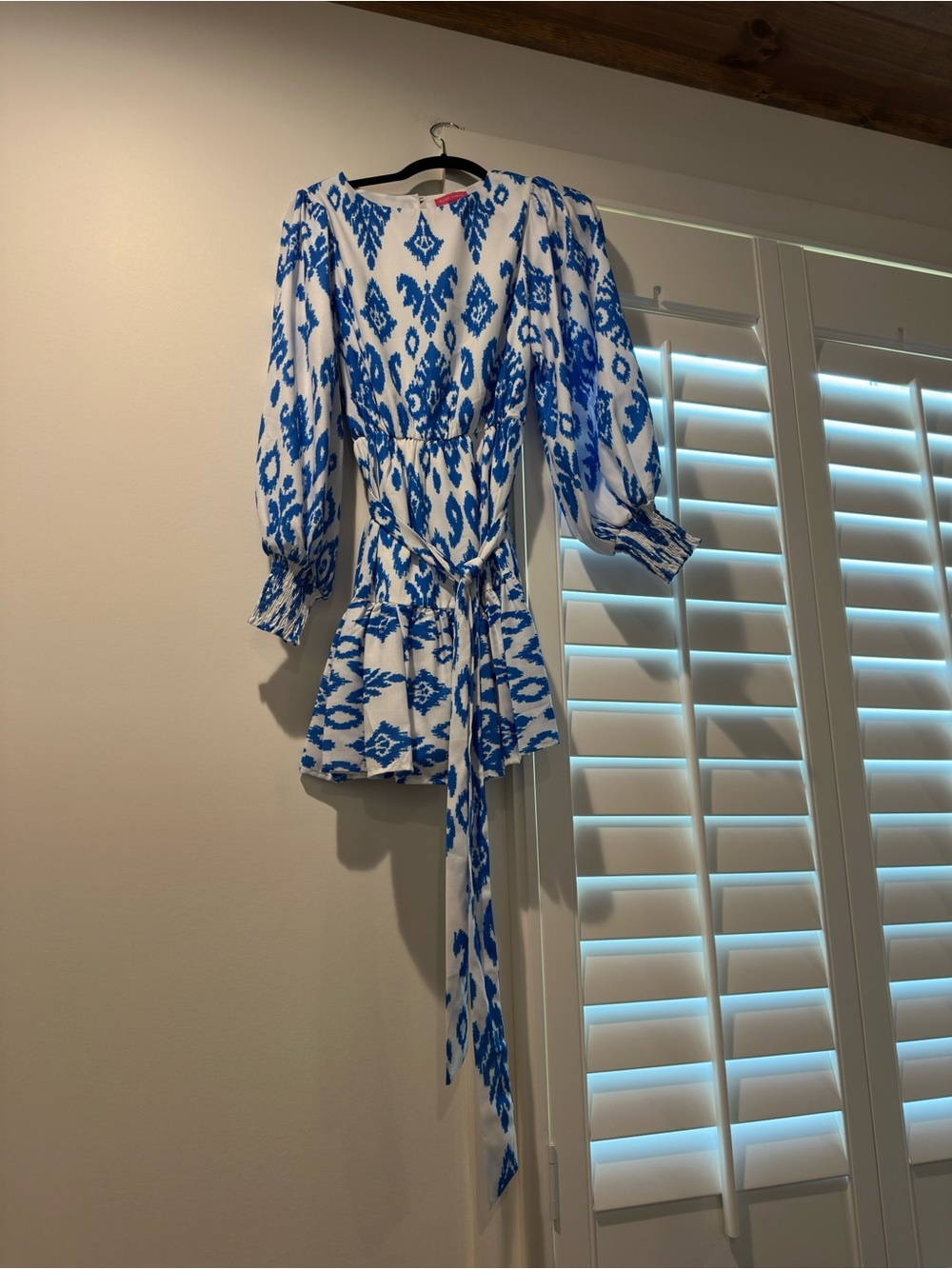 Flying Tomato Blue and White Printed Puff-Sleeve Mini Dress